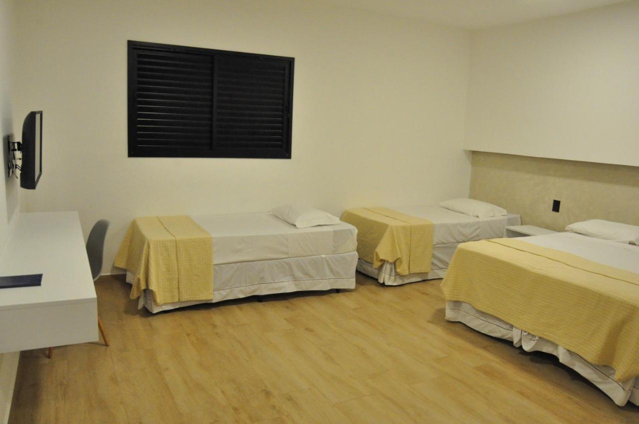 Hotel Peregrinos Aparecida  Bagian luar foto